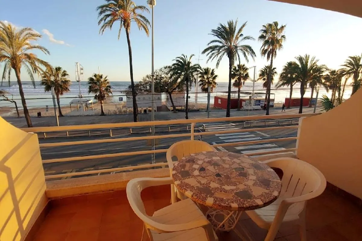 Daire Apartamento Primera Linea Con Vistas Y A-C Cambrils